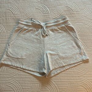 Stars Above, small, light grey shorts with pockets